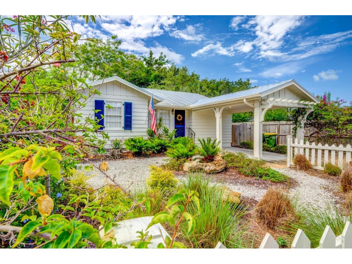 1824 Hyde Park Street Sarasota FL 34239 A4594810 image1