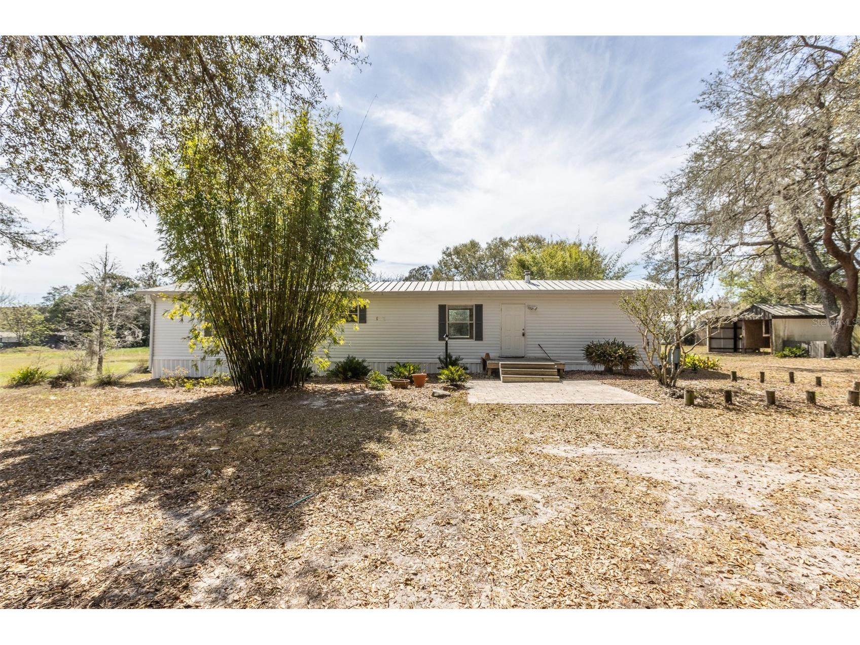 1824 Marion County Road Weirsdale FL 32195 G5109845 image2