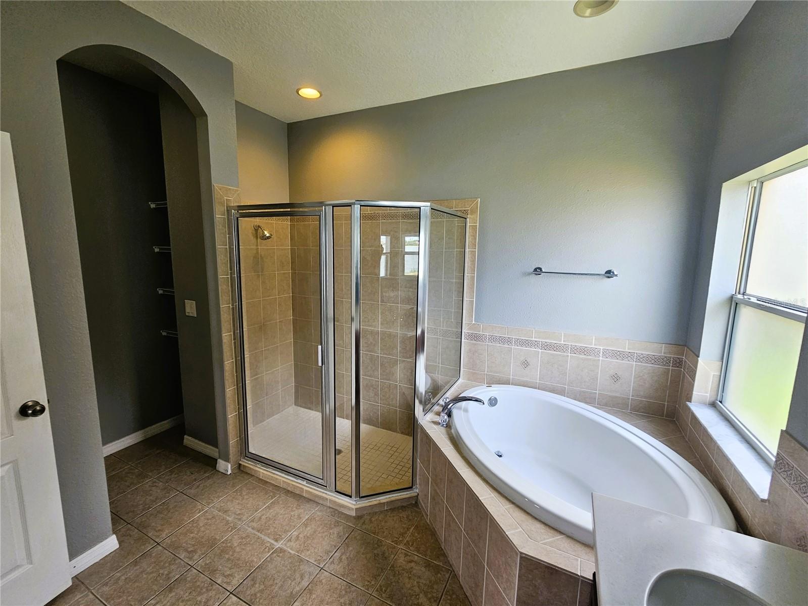 1824 Mira Lago Circle Ruskin FL 33570 TB8509776 image18