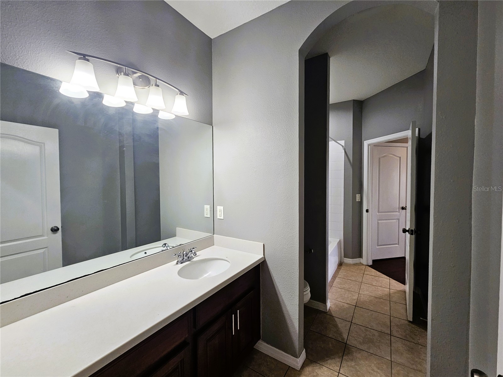 1824 Mira Lago Circle Ruskin FL 33570 TB8509776 image23