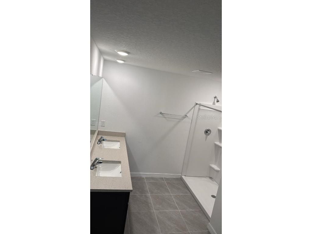 1824 Tahitian Sunrise Drive Plant City FL 33565 TB8456922 image8