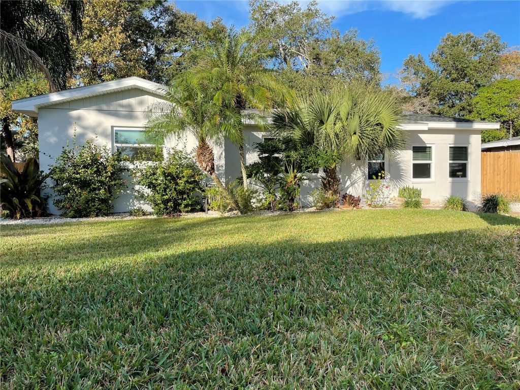 1824 West Drive Clearwater FL 33755 L4942667 image1