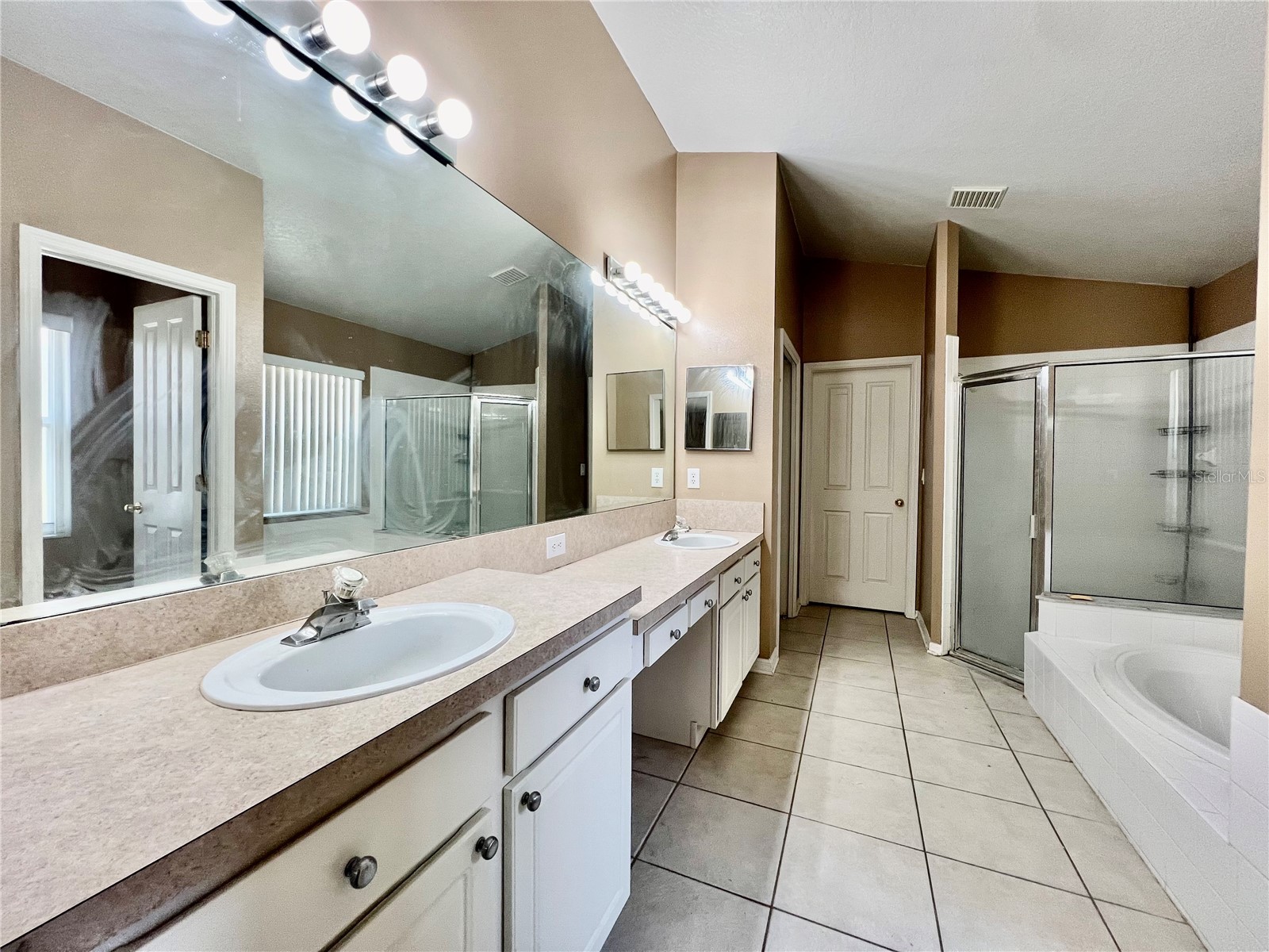 18241 Collridge Drive Tampa FL 33647 TB8512328 image25