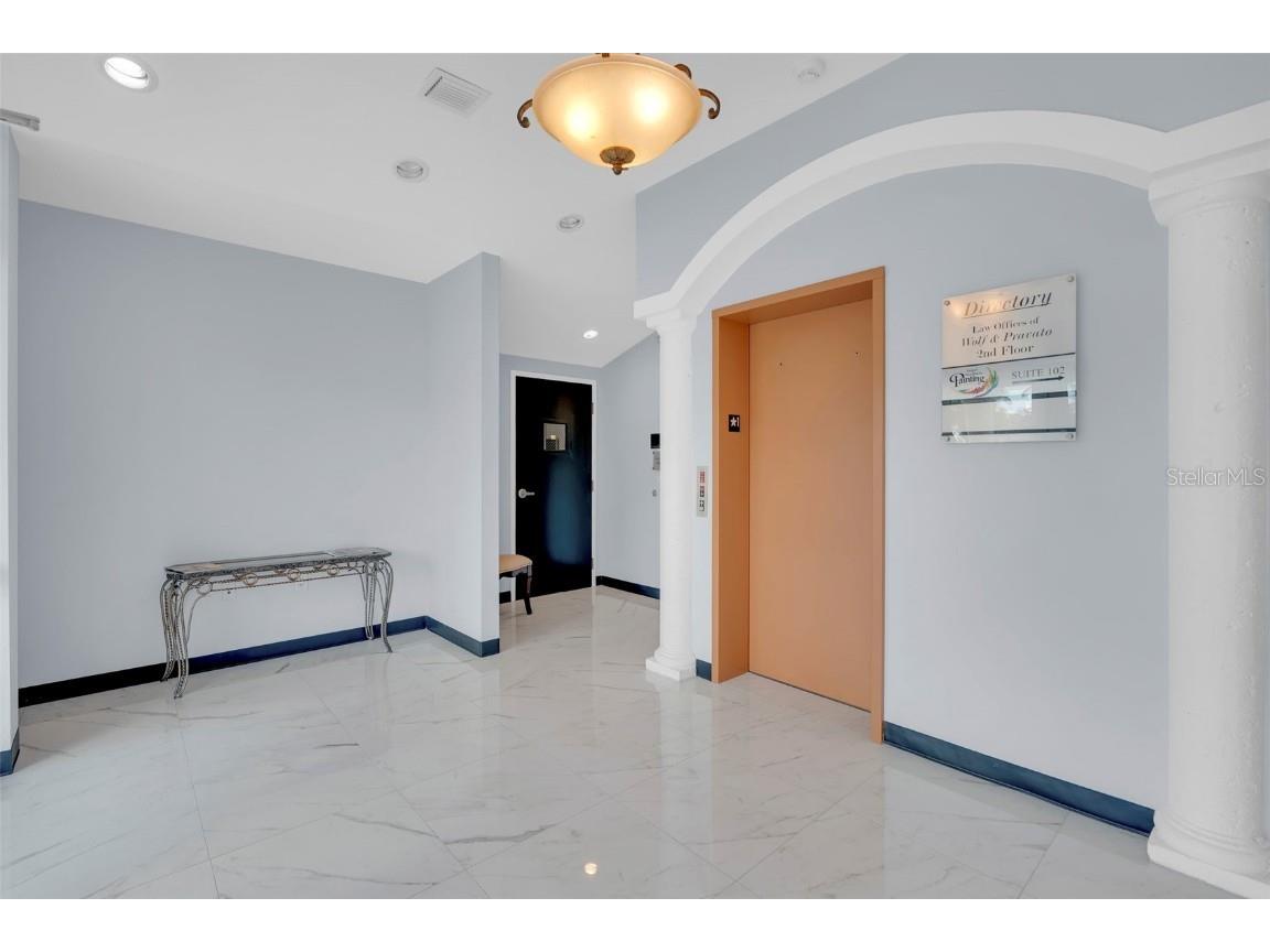 1825 Colonial Boulevard Fort Myers FL 33907 C7516596 image14