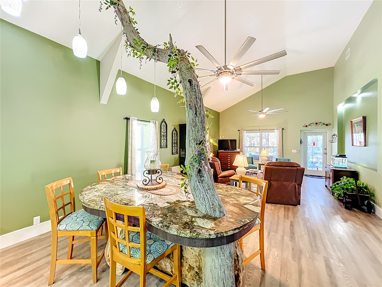 1825 Pams Way Geneva FL 32732 O6377868 image12