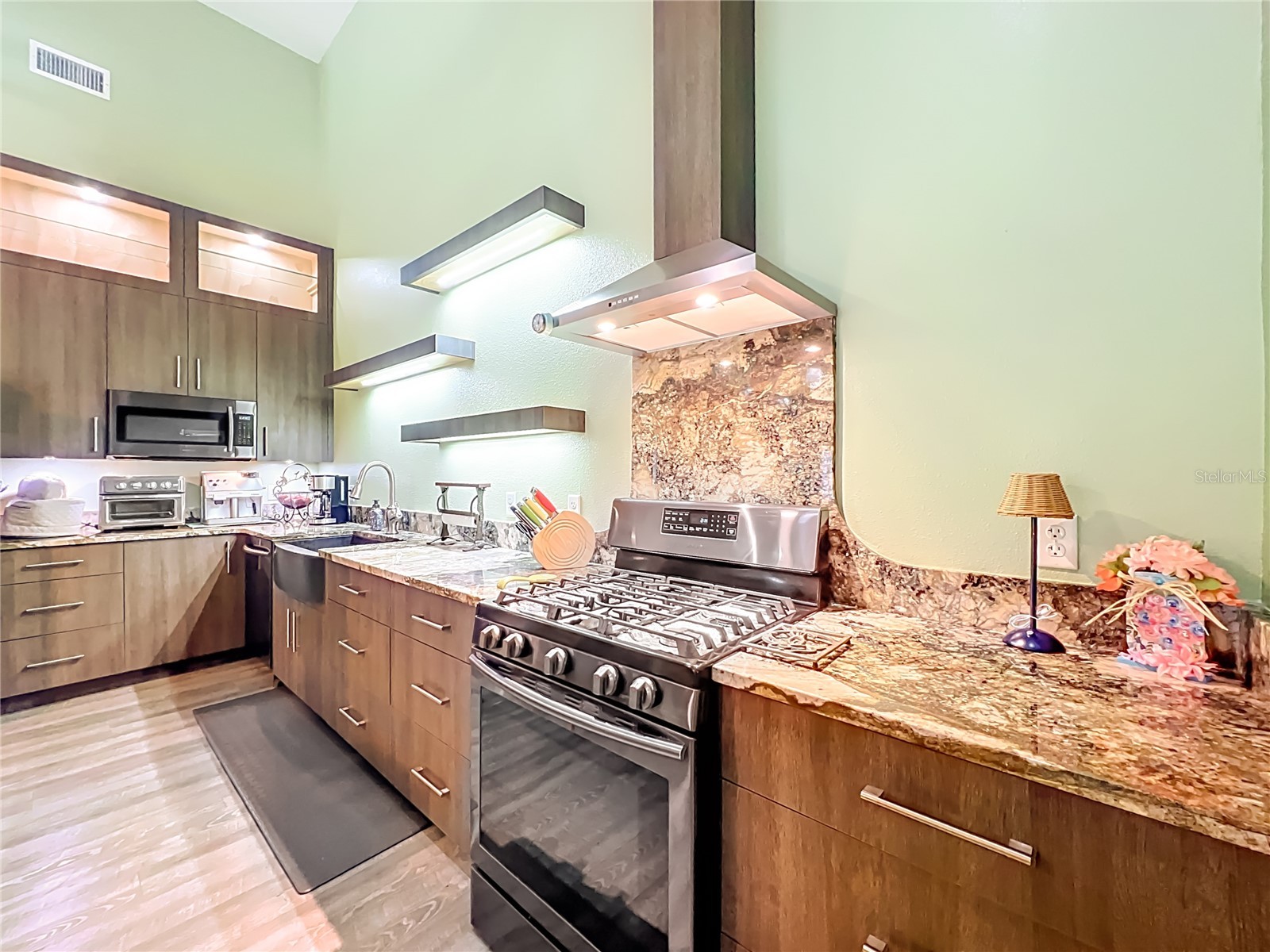 1825 Pams Way Geneva FL 32732 O6377868 image13