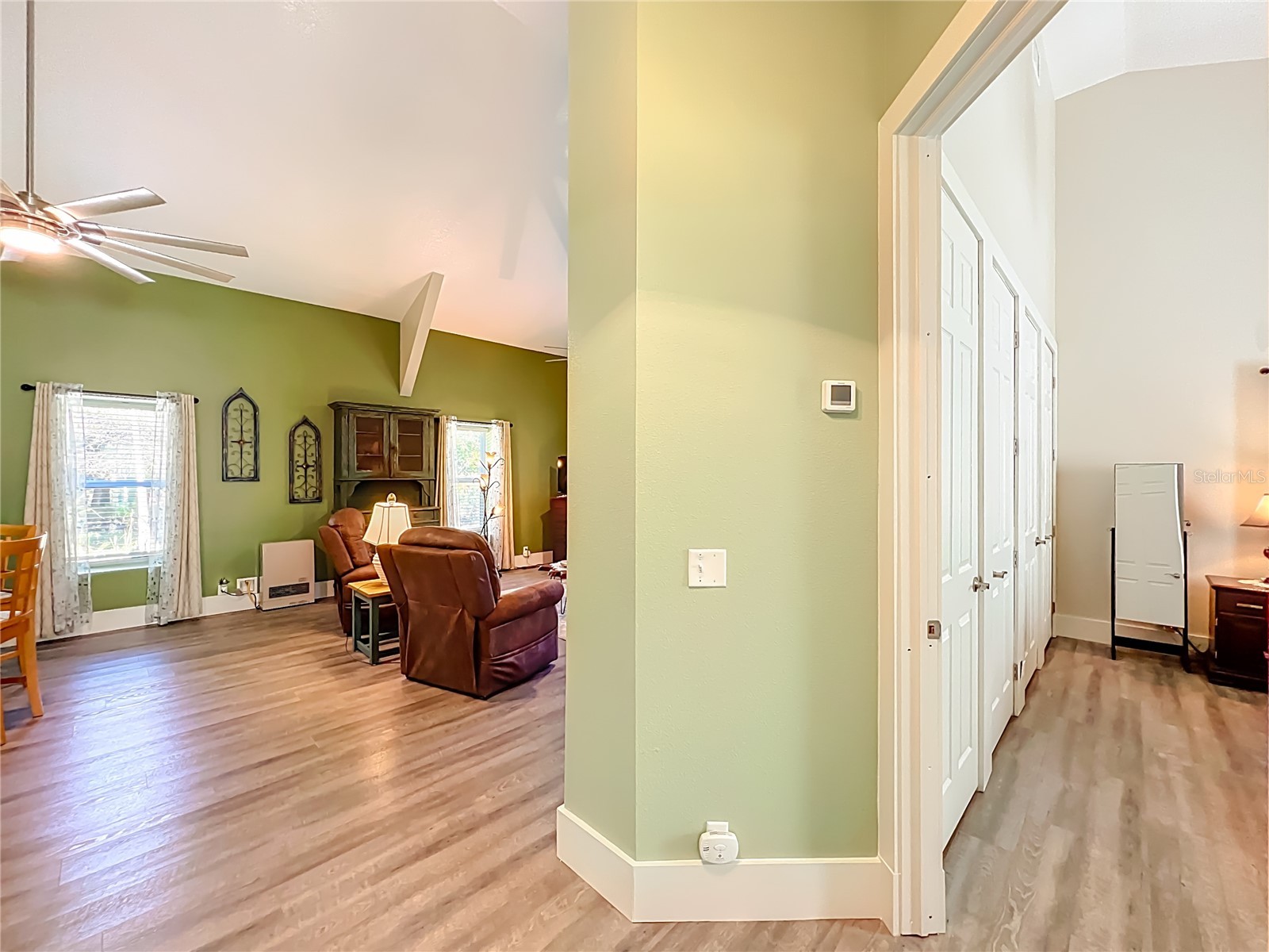 1825 Pams Way Geneva FL 32732 O6377868 image18