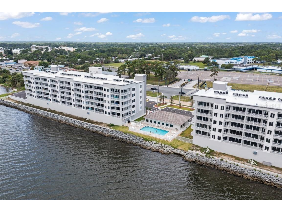 1825 Riverside Drive #505S Titusville FL 32780 - INDIAN RIVER O6113394 image1