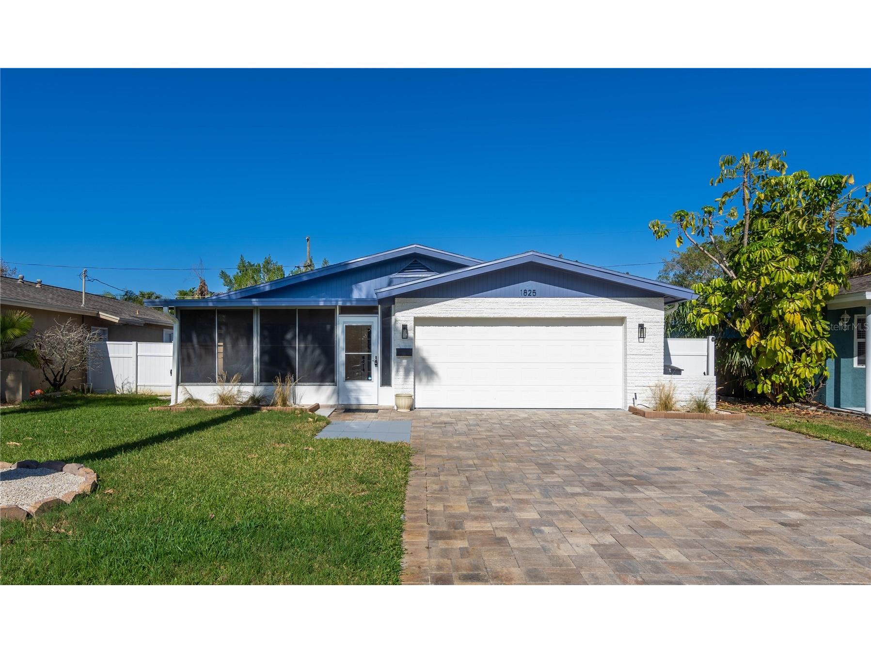 1825 Shore Acres Blvd Ne Saint Petersburg FL 33703 A4678174 image1