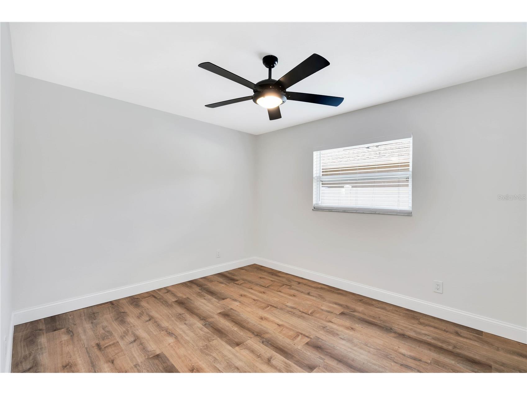 1825 Shore Acres Blvd Ne Saint Petersburg FL 33703 A4678174 image18