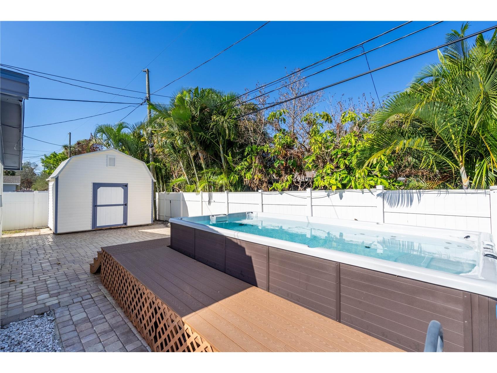 1825 Shore Acres Blvd Ne Saint Petersburg FL 33703 A4678174 image27