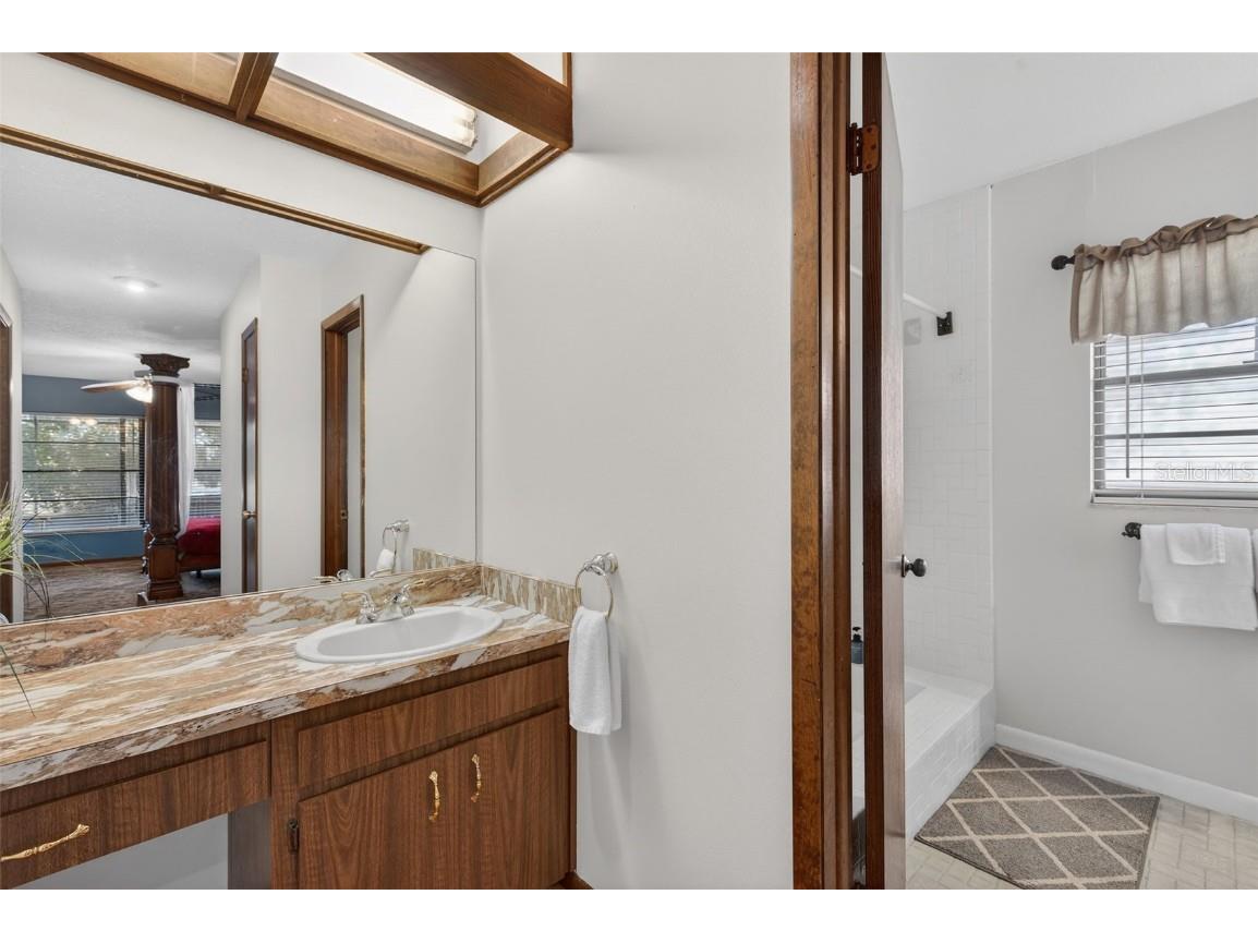 1825 Streetman Drive Lithia FL 33547 TB8440845 image31