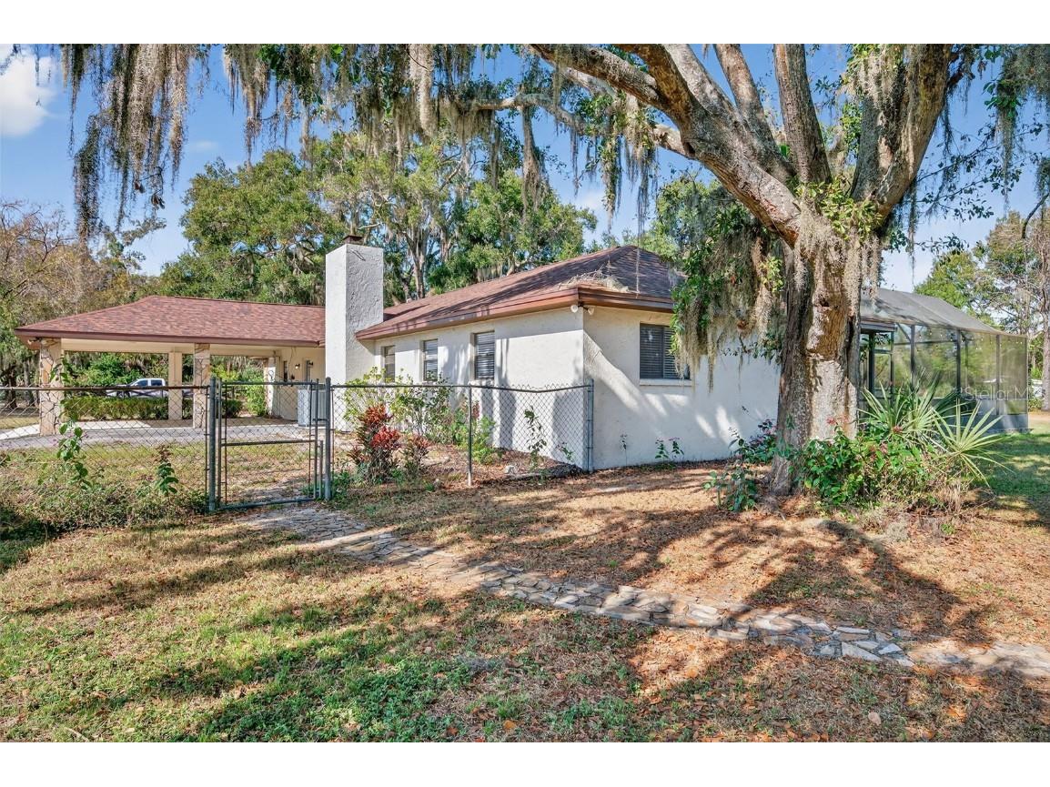 1825 Streetman Drive Lithia FL 33547 TB8440845 image68