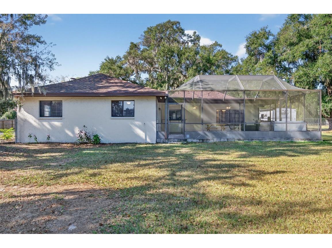 1825 Streetman Drive Lithia FL 33547 TB8440845 image69