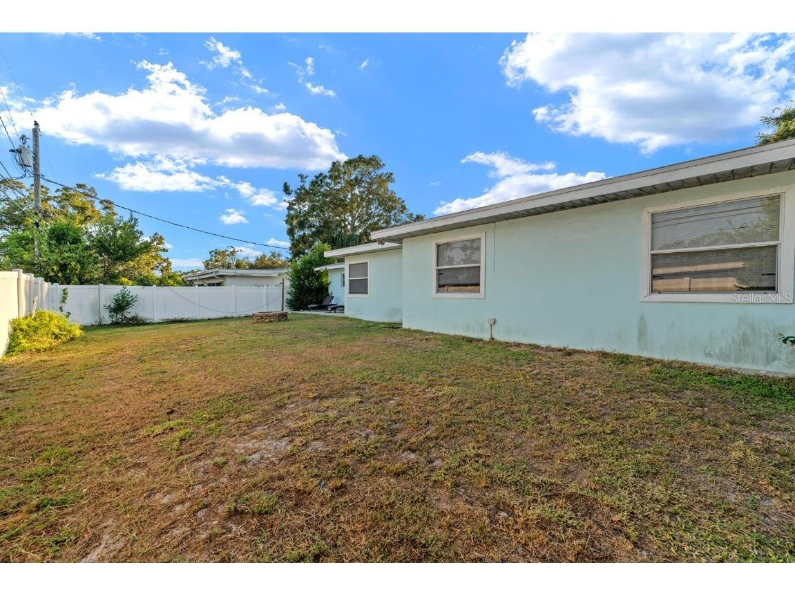 1825 Welland Drive Clearwater FL 33756 TB8445685 image24