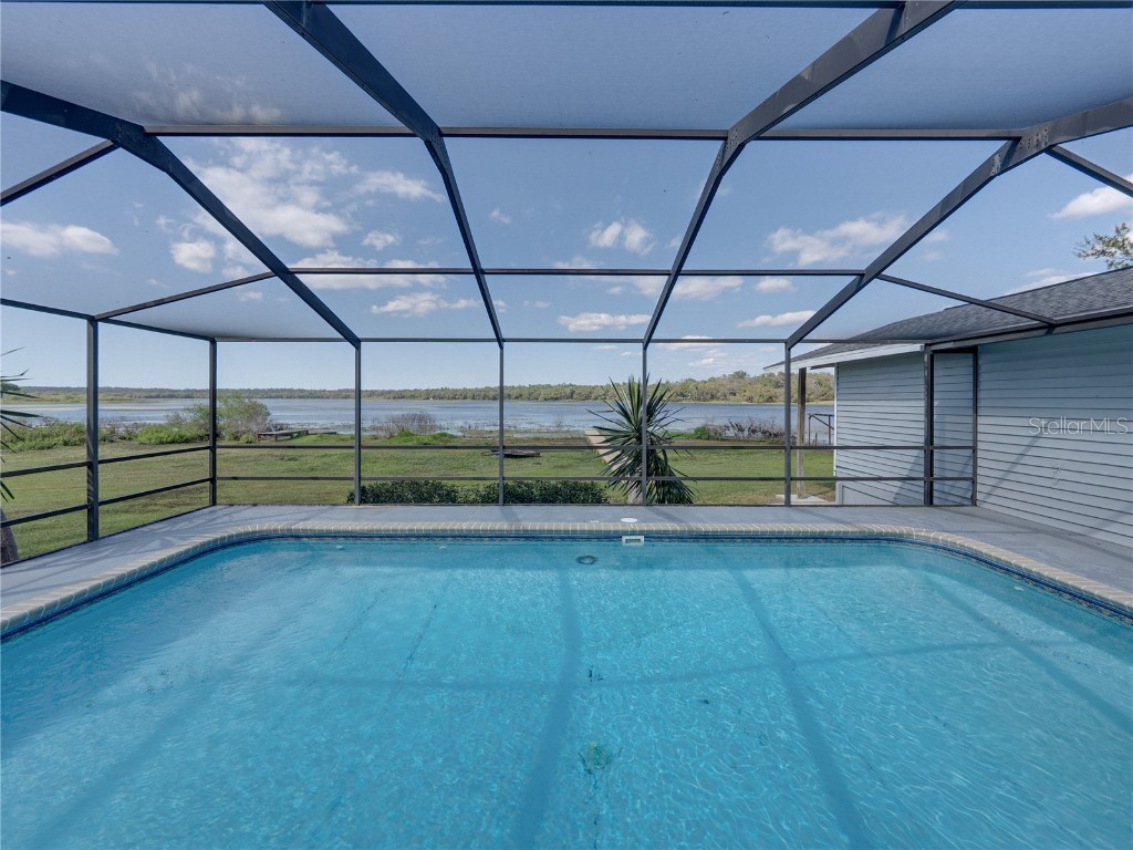 18253 Townsend House Road Dade City FL 33523 - Hancock Lake TB8425591 image2