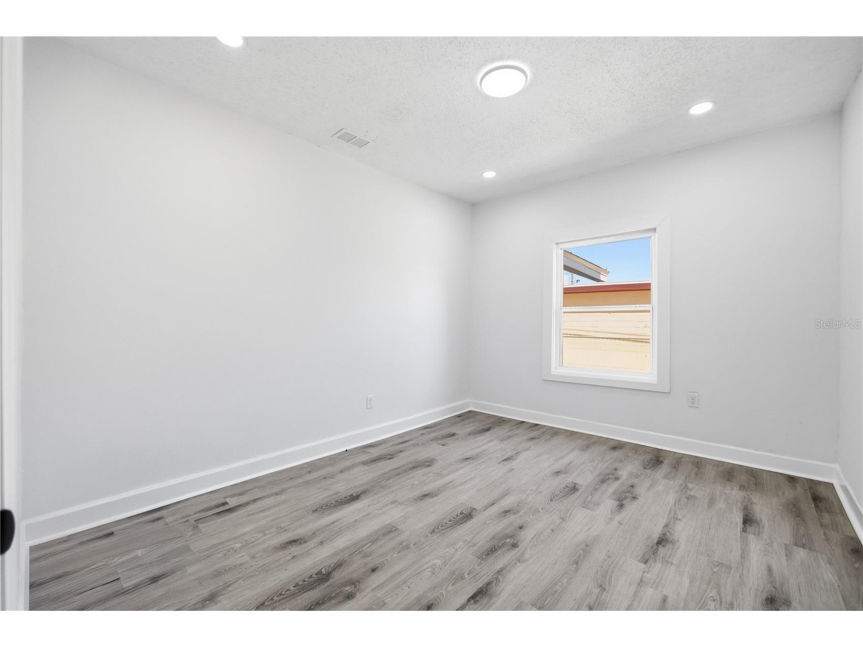 1826 19th Street S Saint Petersburg FL 33712 O6396037 image13