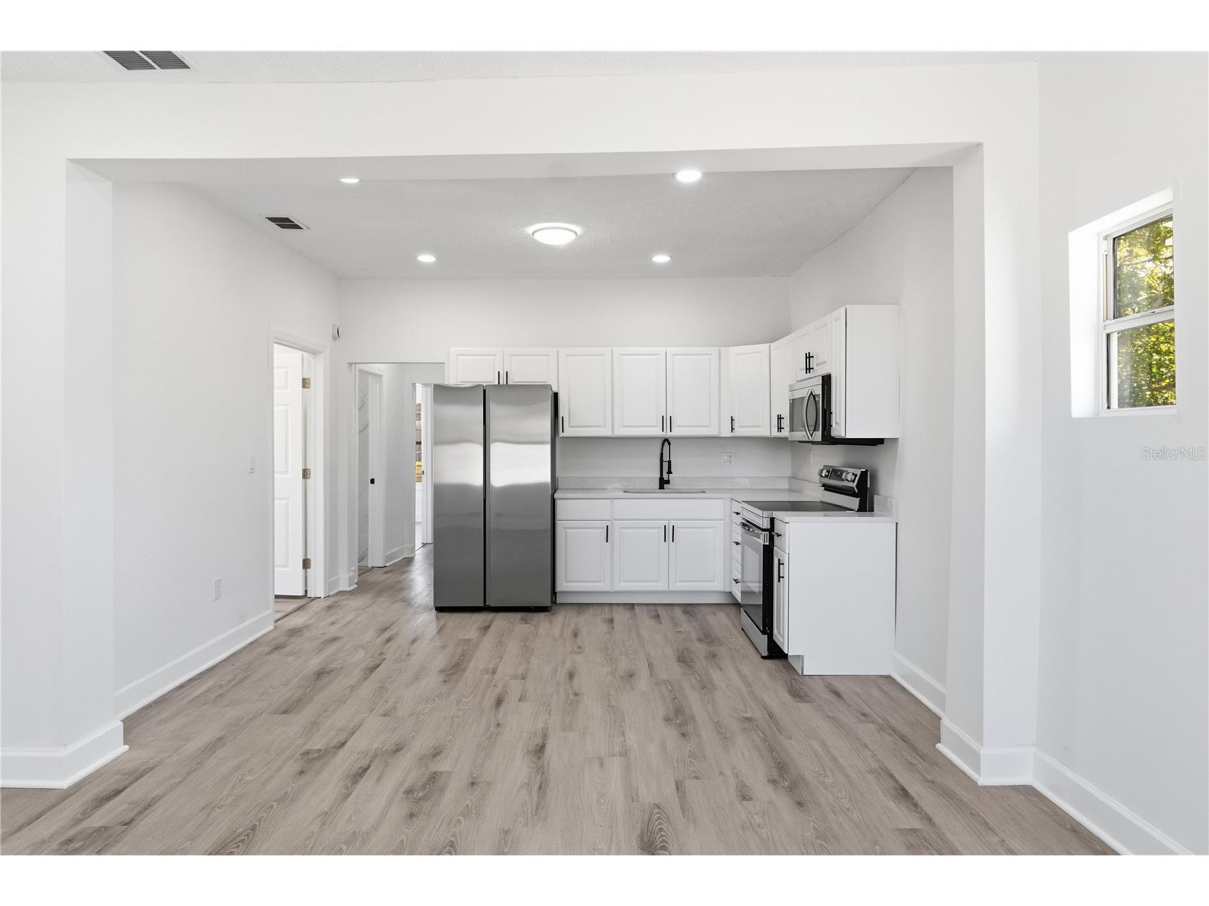 1826 19th Street S Saint Petersburg FL 33712 O6396037 image4