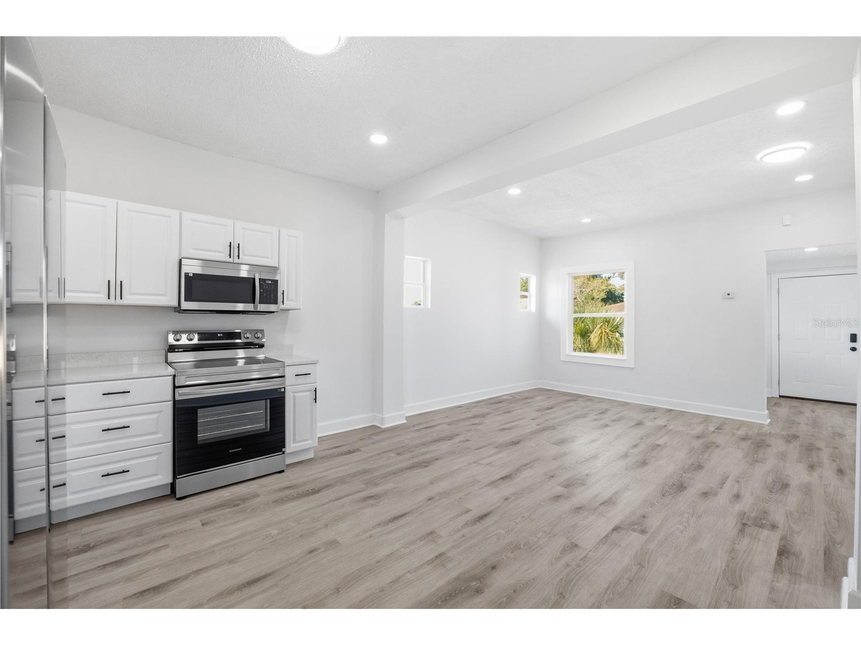 1826 19th Street S Saint Petersburg FL 33712 O6396037 image8