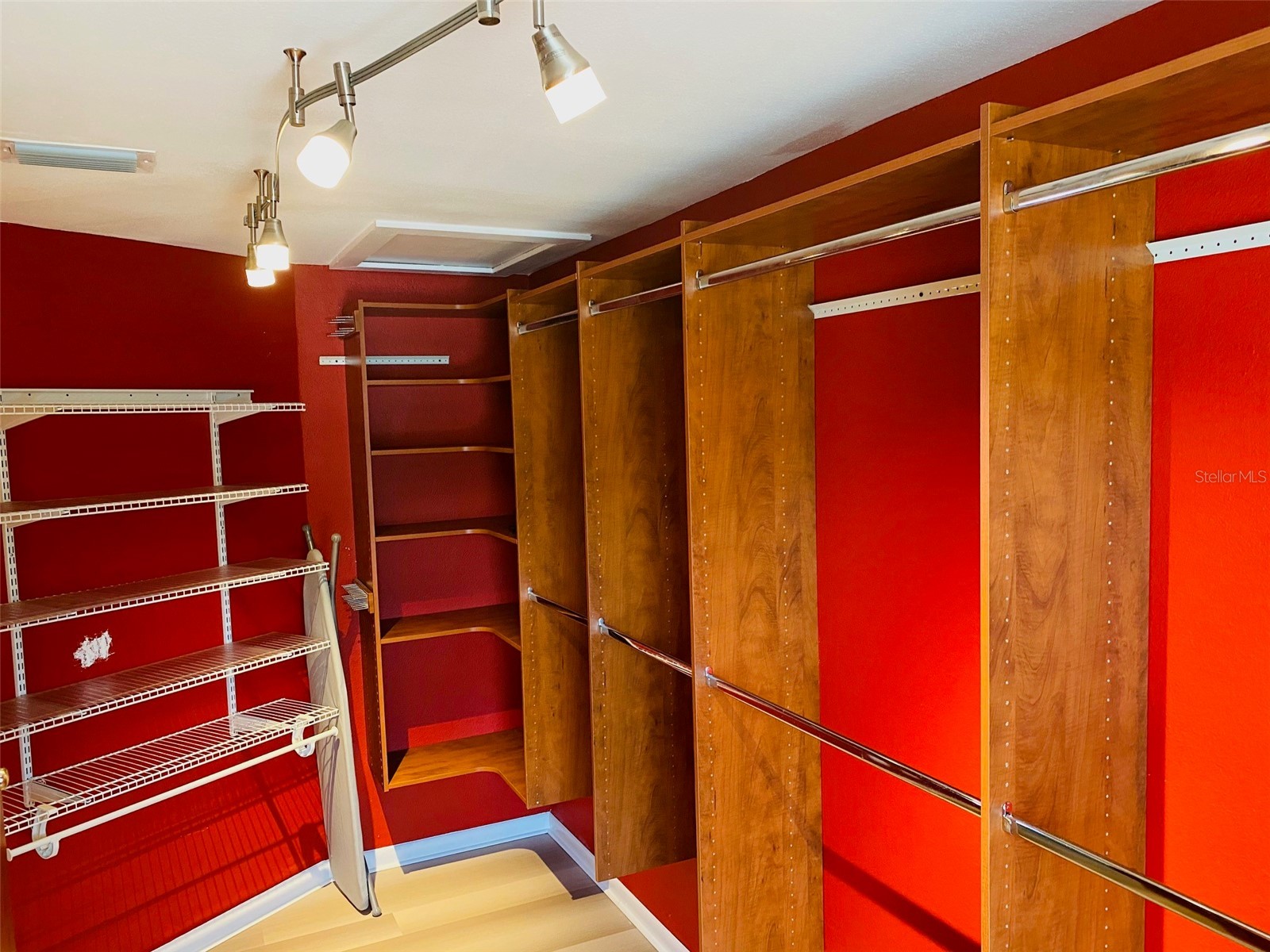 1826 58th Street S Gulfport FL 33707 TB8470776 image27