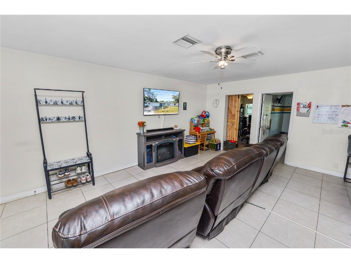 1826 Bonnie Gail Street Largo FL 33774 TB8455317 image12