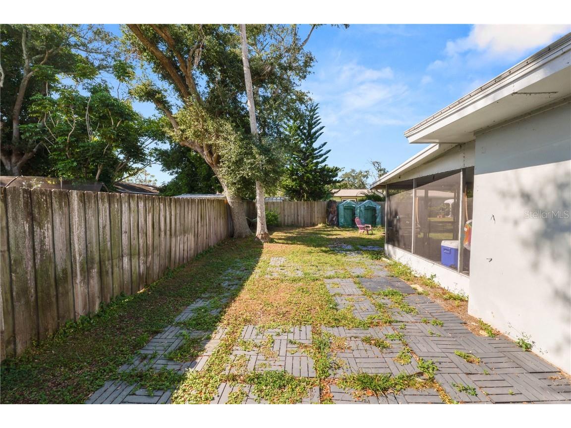 1826 Bonnie Gail Street Largo FL 33774 TB8455317 image35