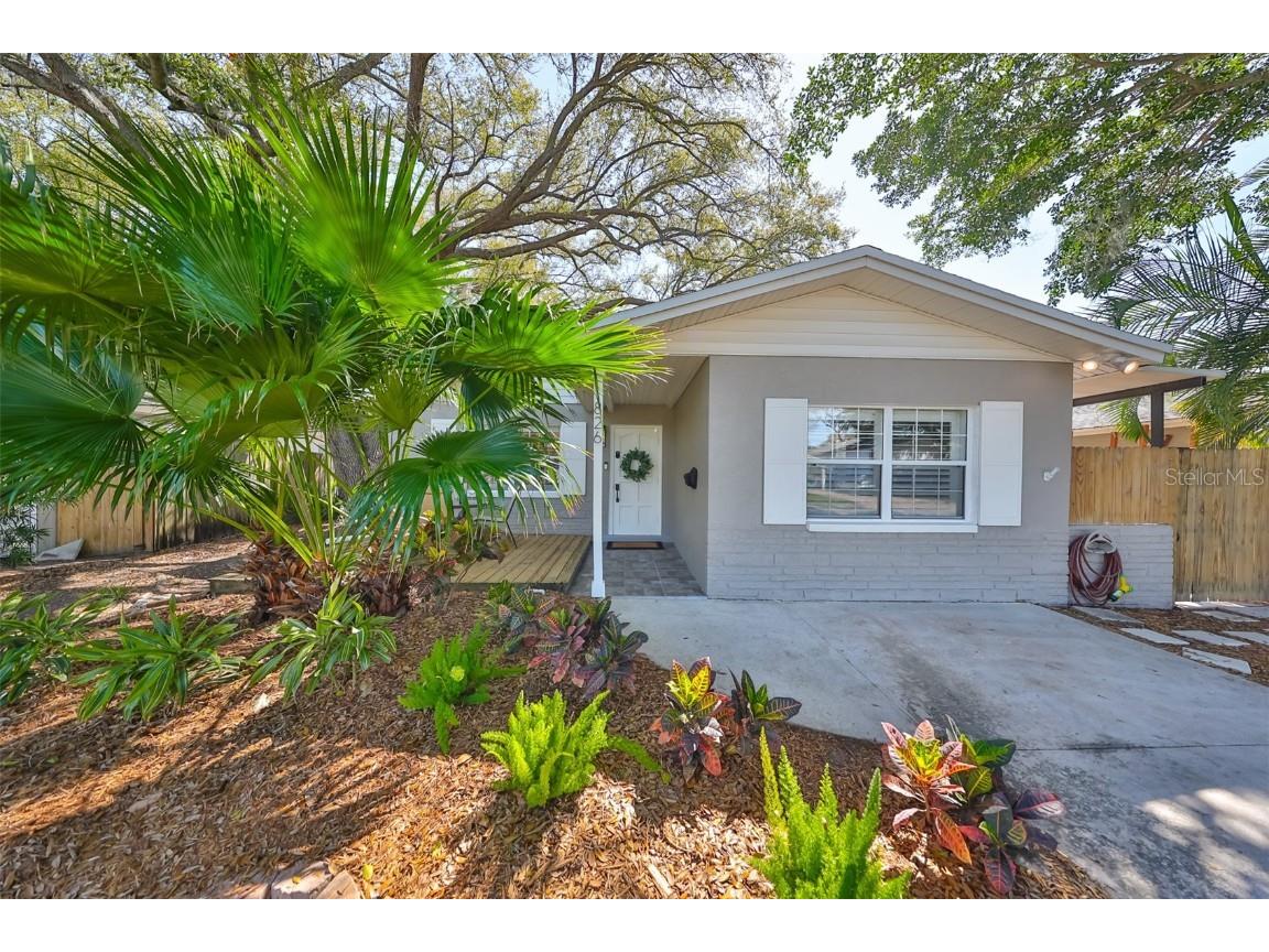 1826 Montana Avenue NE Saint Petersburg FL 33703 U8233010 image1