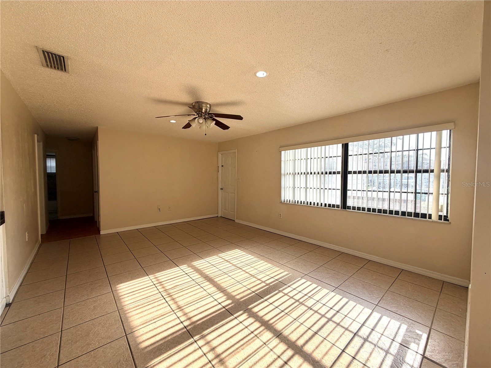 1826 Mulberrywood Court Orlando FL 32818 O6402668 image2