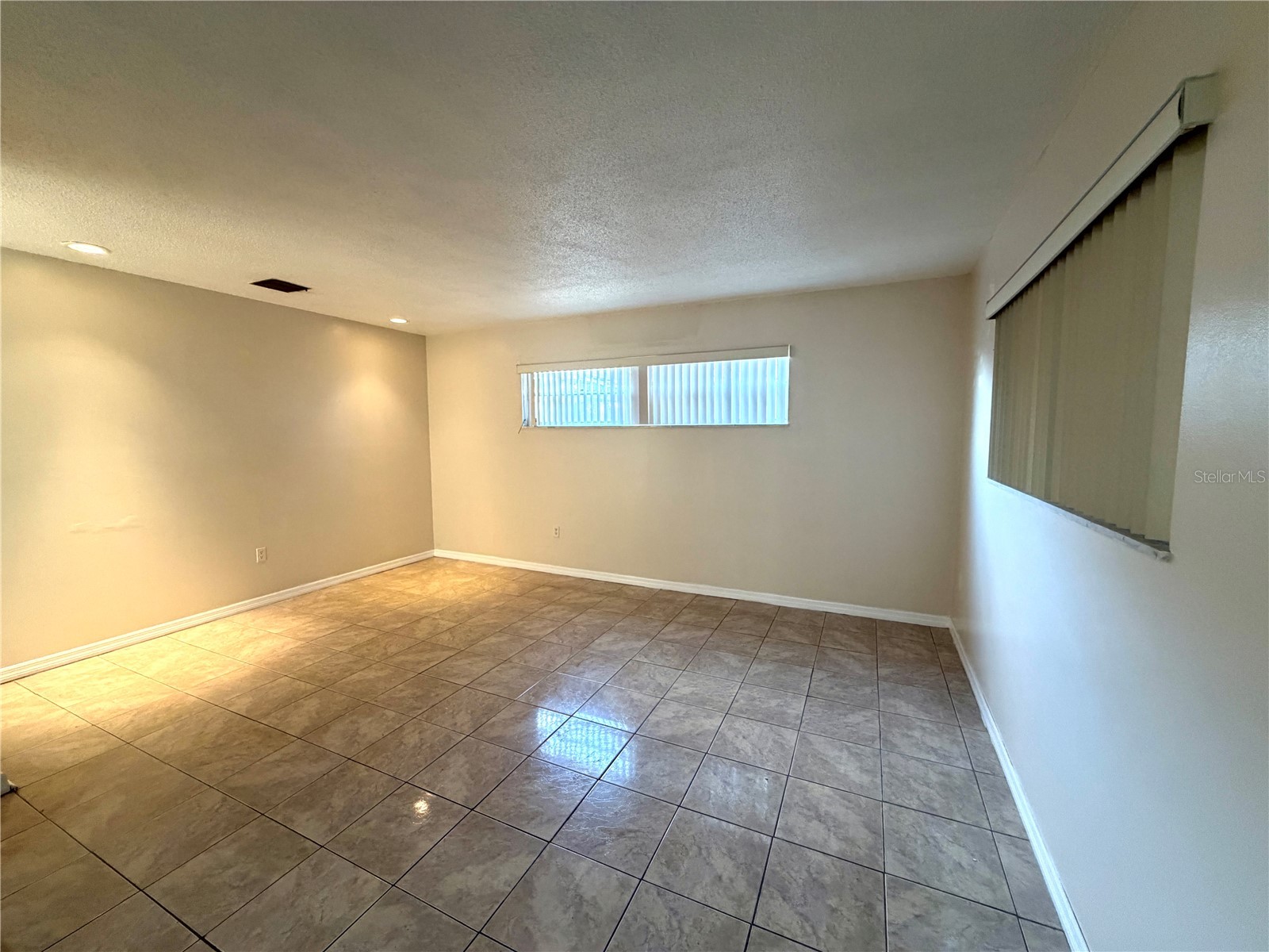 1826 Mulberrywood Court Orlando FL 32818 O6402668 image4
