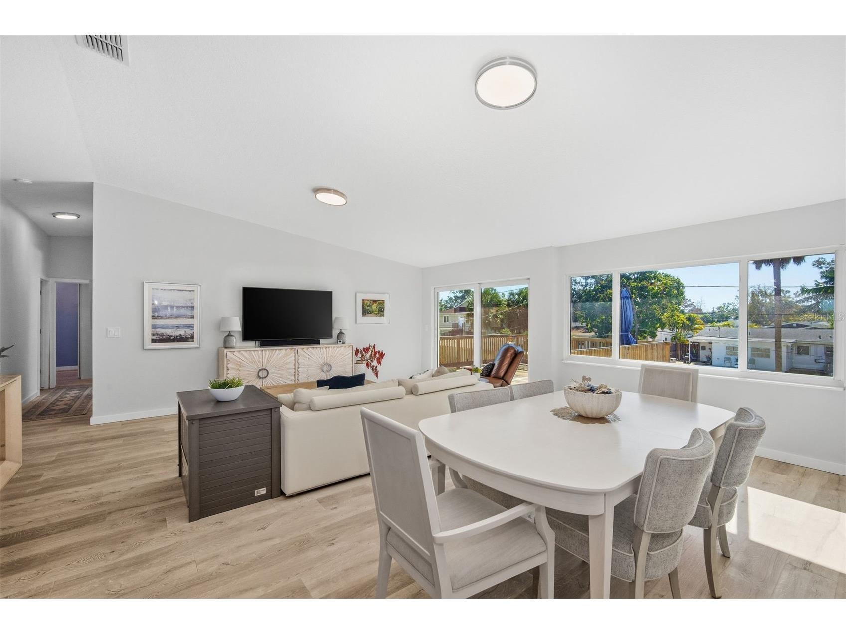 1826 Nebraska Avenue NE Saint Petersburg FL 33703 TB8471507 image17