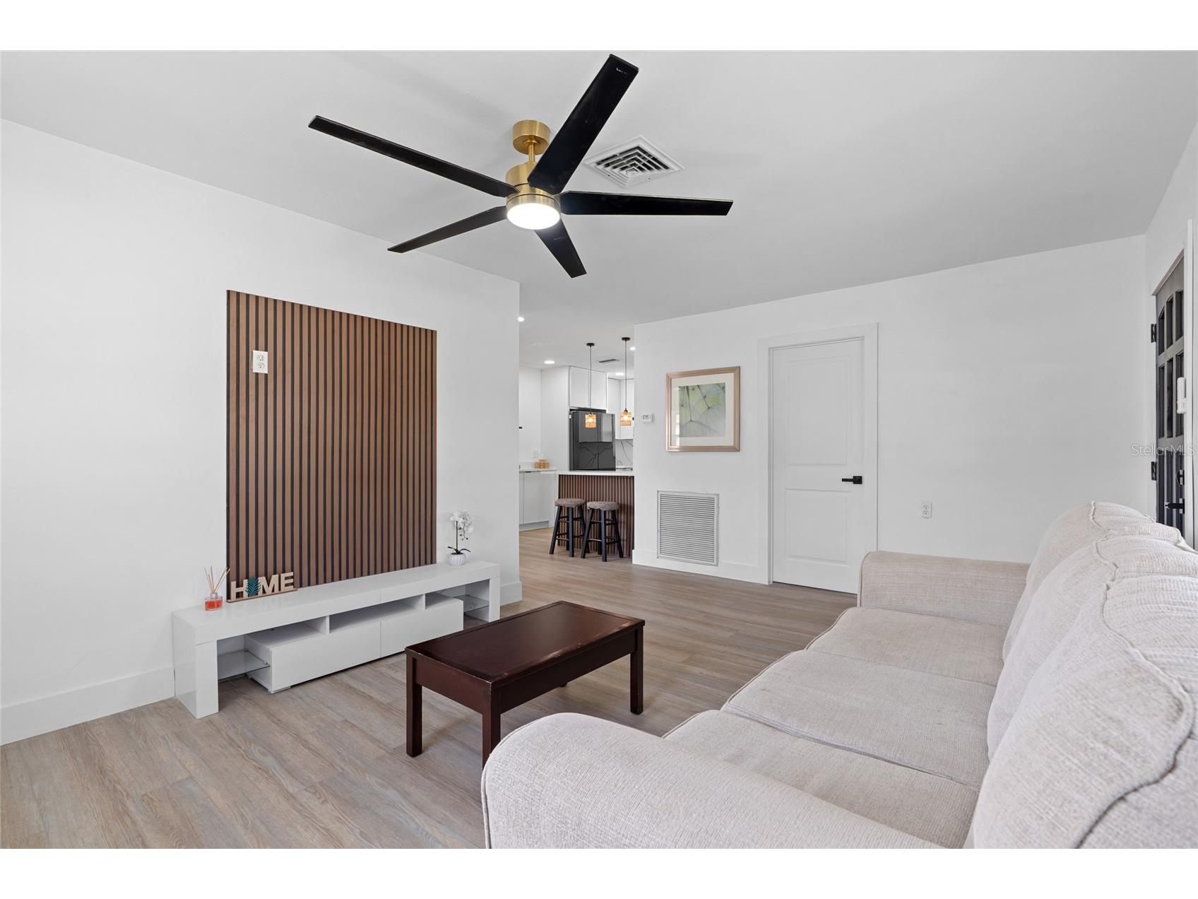 1826 Nevada Avenue NE Saint Petersburg FL 33703 TB8416925 image5