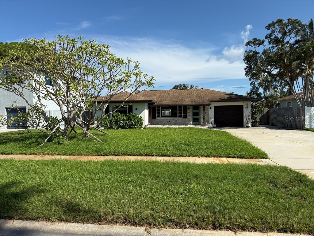 1826 Oregon Avenue NE Saint Petersburg FL 33703 TB8413987 image1