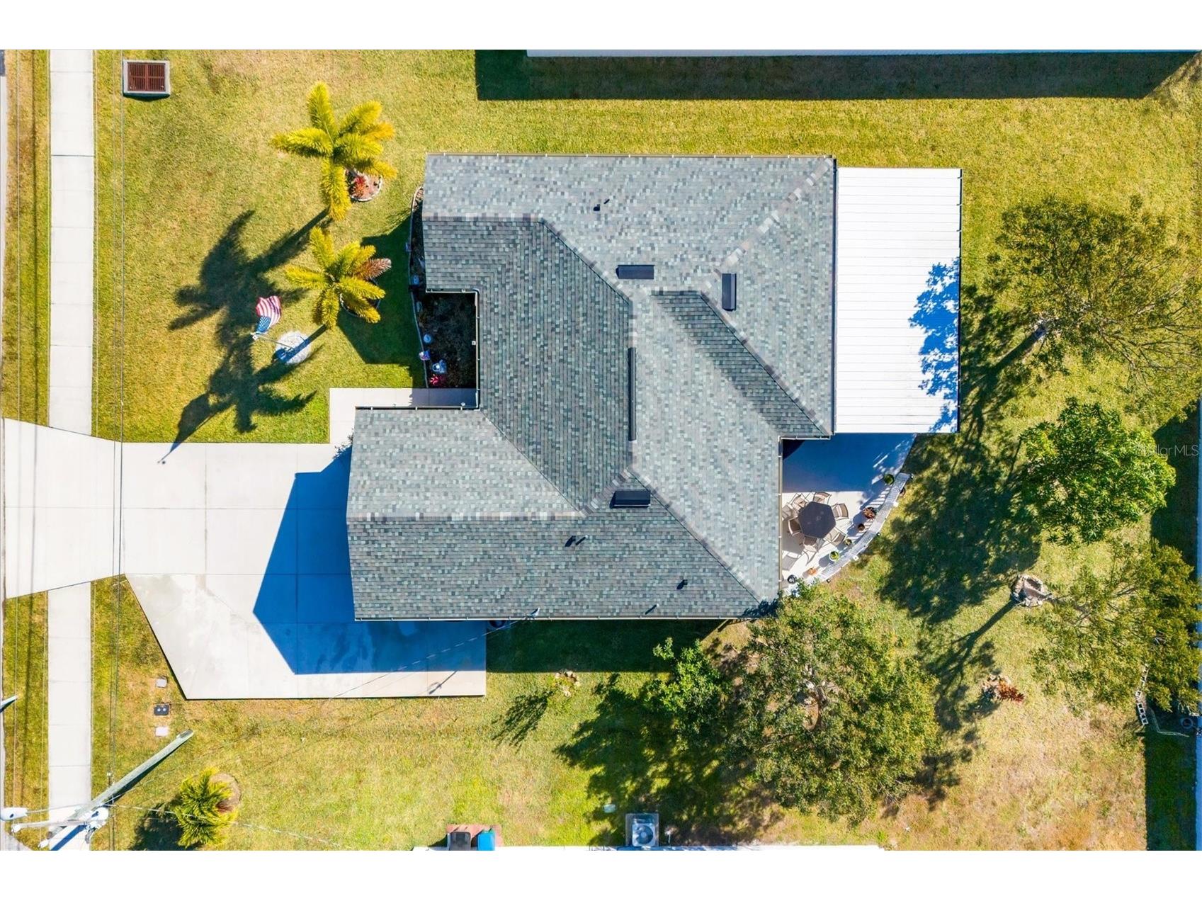 1826 SW Trafalgar Parkway Cape Coral FL 33991 D6147358 image3