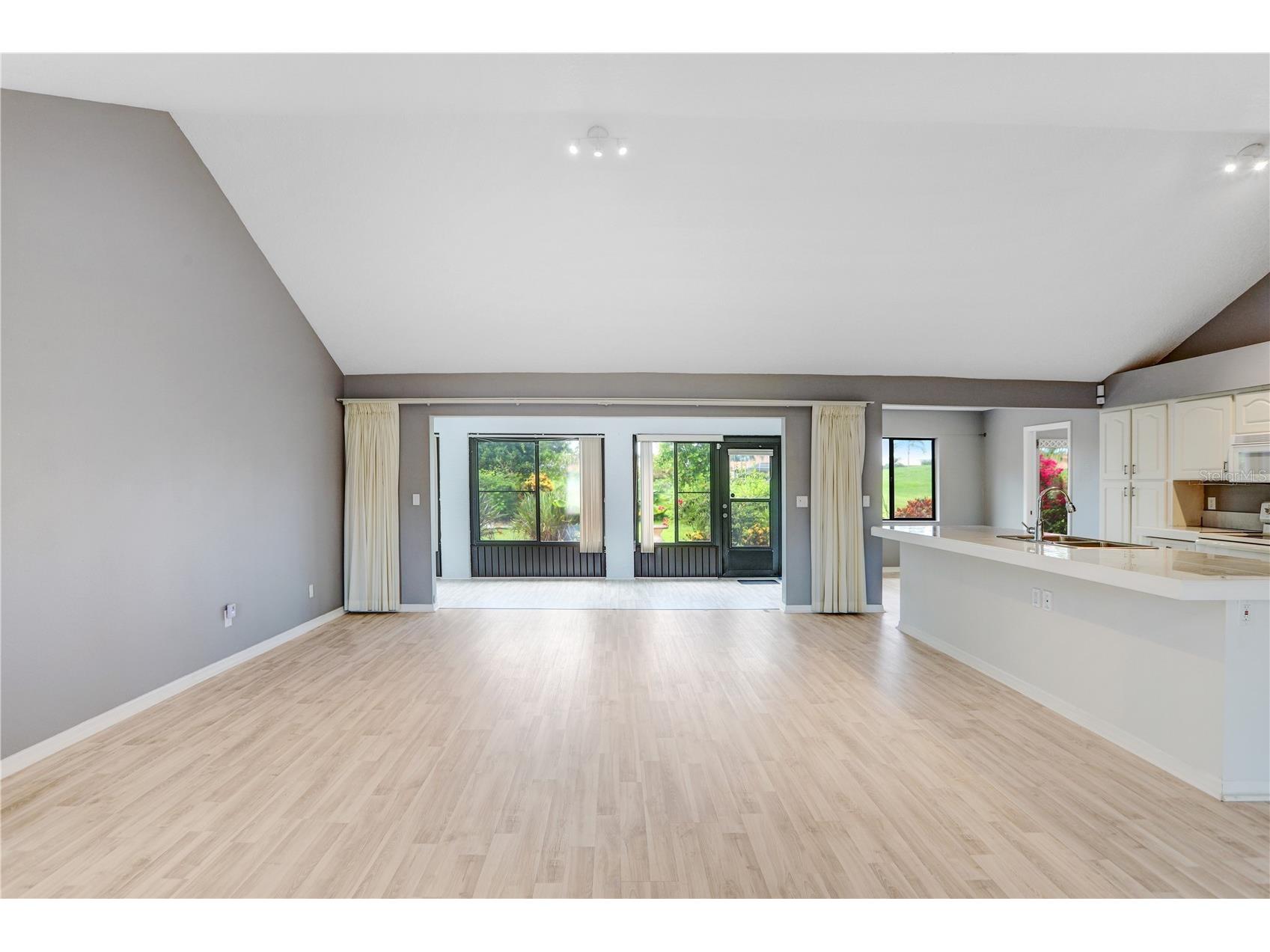 1826 Wolf Laurel Drive Sun City Center FL 33573 TB8509456 image6