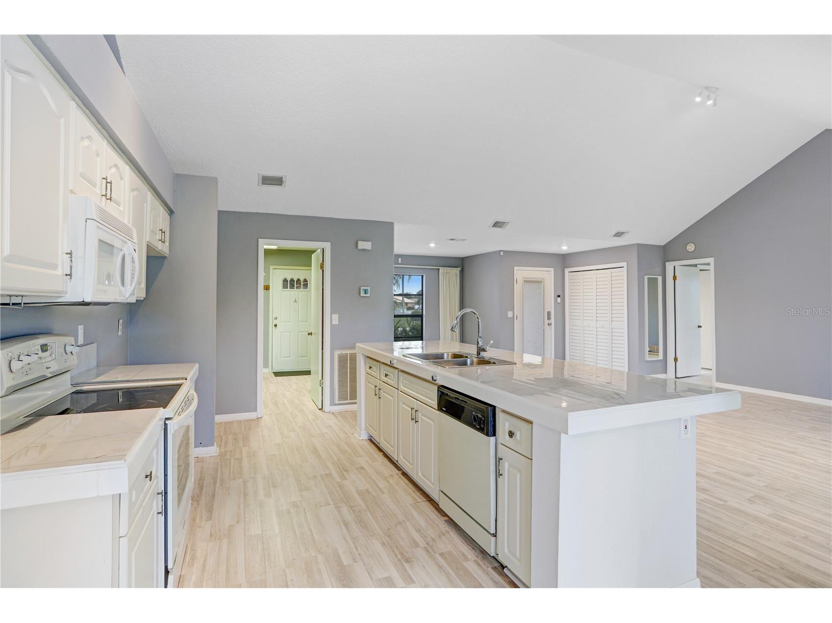 1826 Wolf Laurel Drive Sun City Center FL 33573 TB8509456 image7
