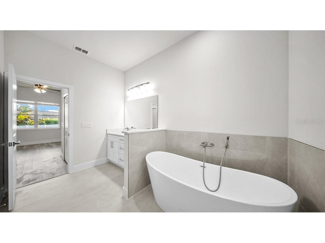 18265 Lake Worth Boulevard Port Charlotte FL 33948 A4687456 image23