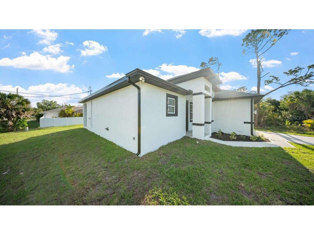 18265 Lake Worth Boulevard Port Charlotte FL 33948 A4687456 image5