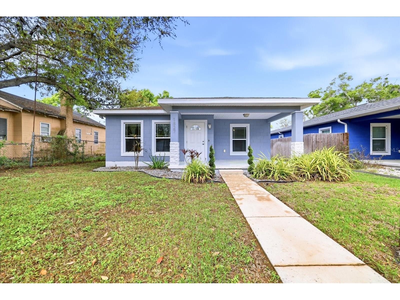 1827 48th Street S Saint Petersburg FL 33711 TB8486839 image1