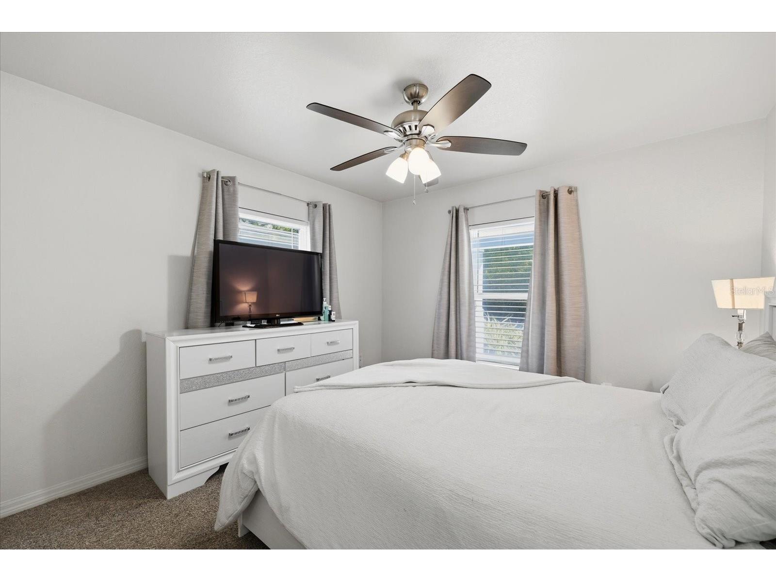 1827 48th Street S Saint Petersburg FL 33711 TB8486839 image13