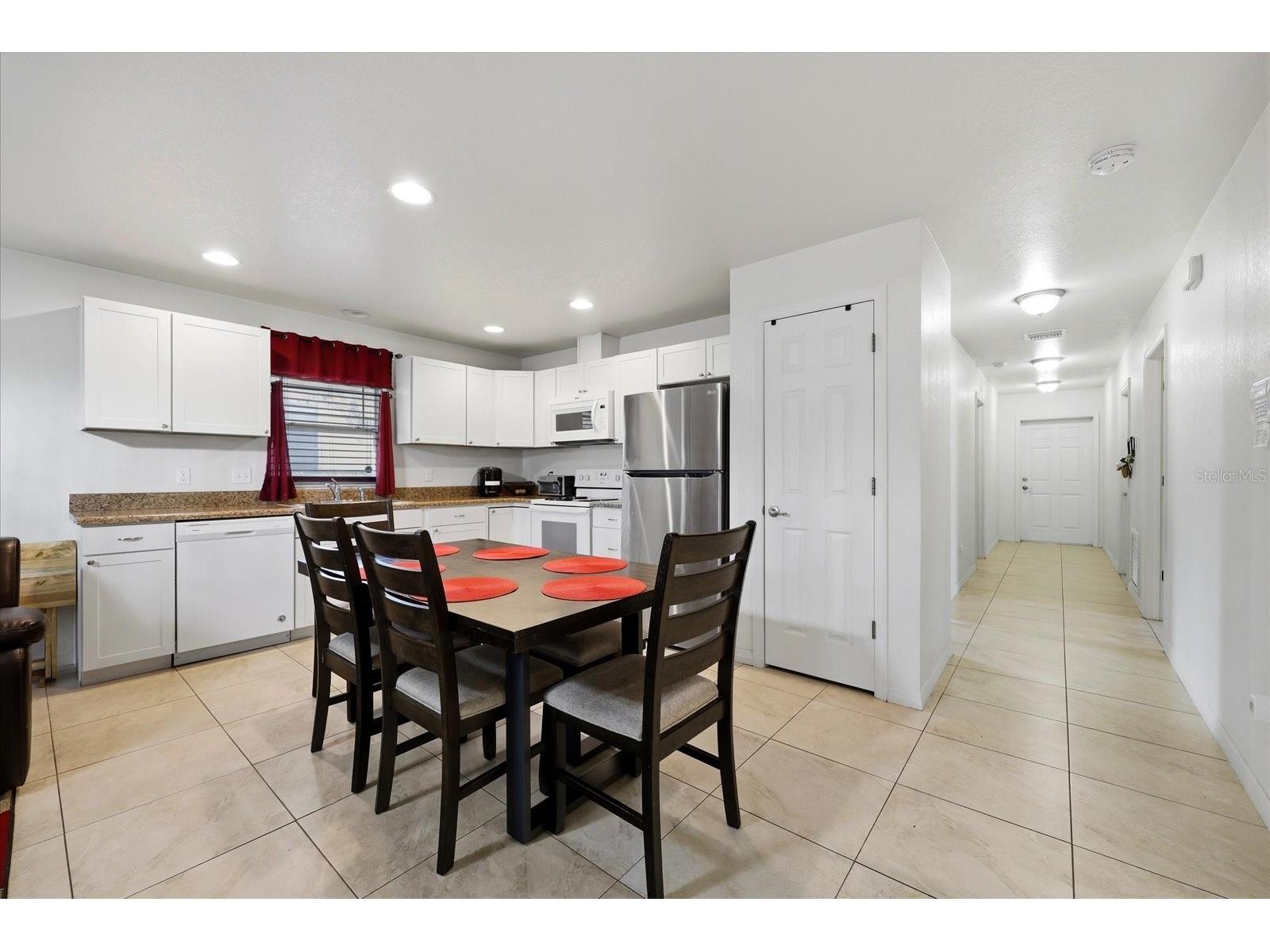 1827 48th Street S Saint Petersburg FL 33711 TB8486839 image6