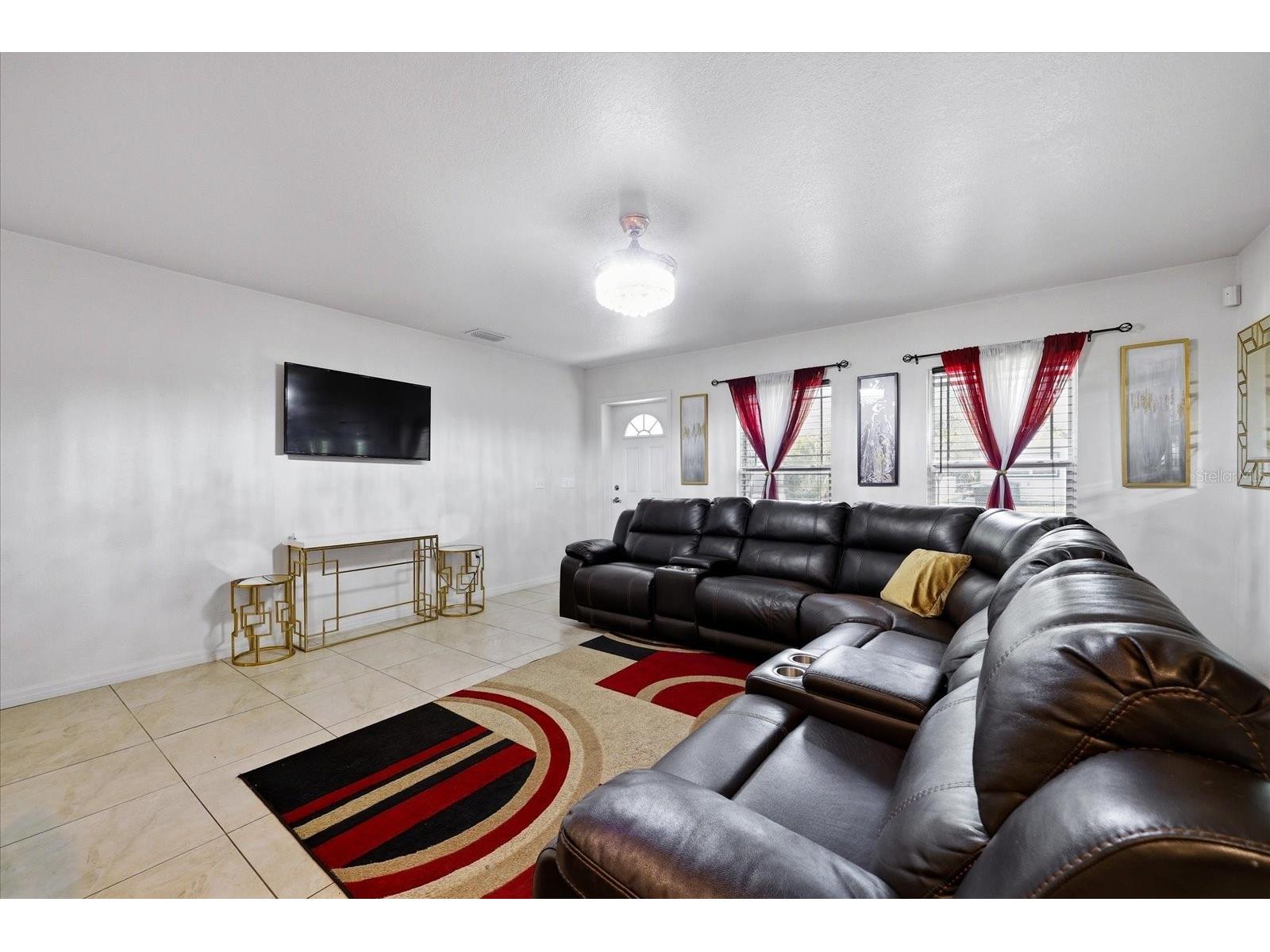 1827 48th Street S Saint Petersburg FL 33711 TB8486839 image8