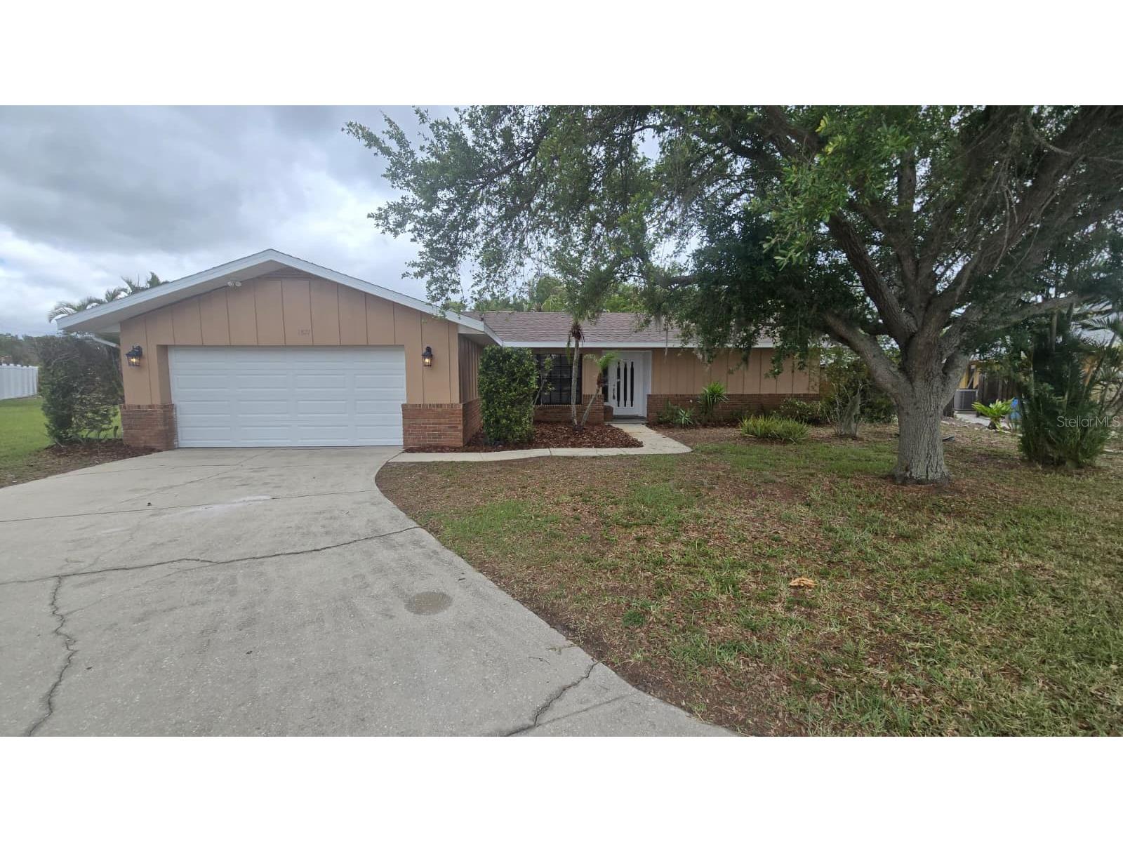 1827 76th Street W Bradenton FL 34209 TB8494674 image1