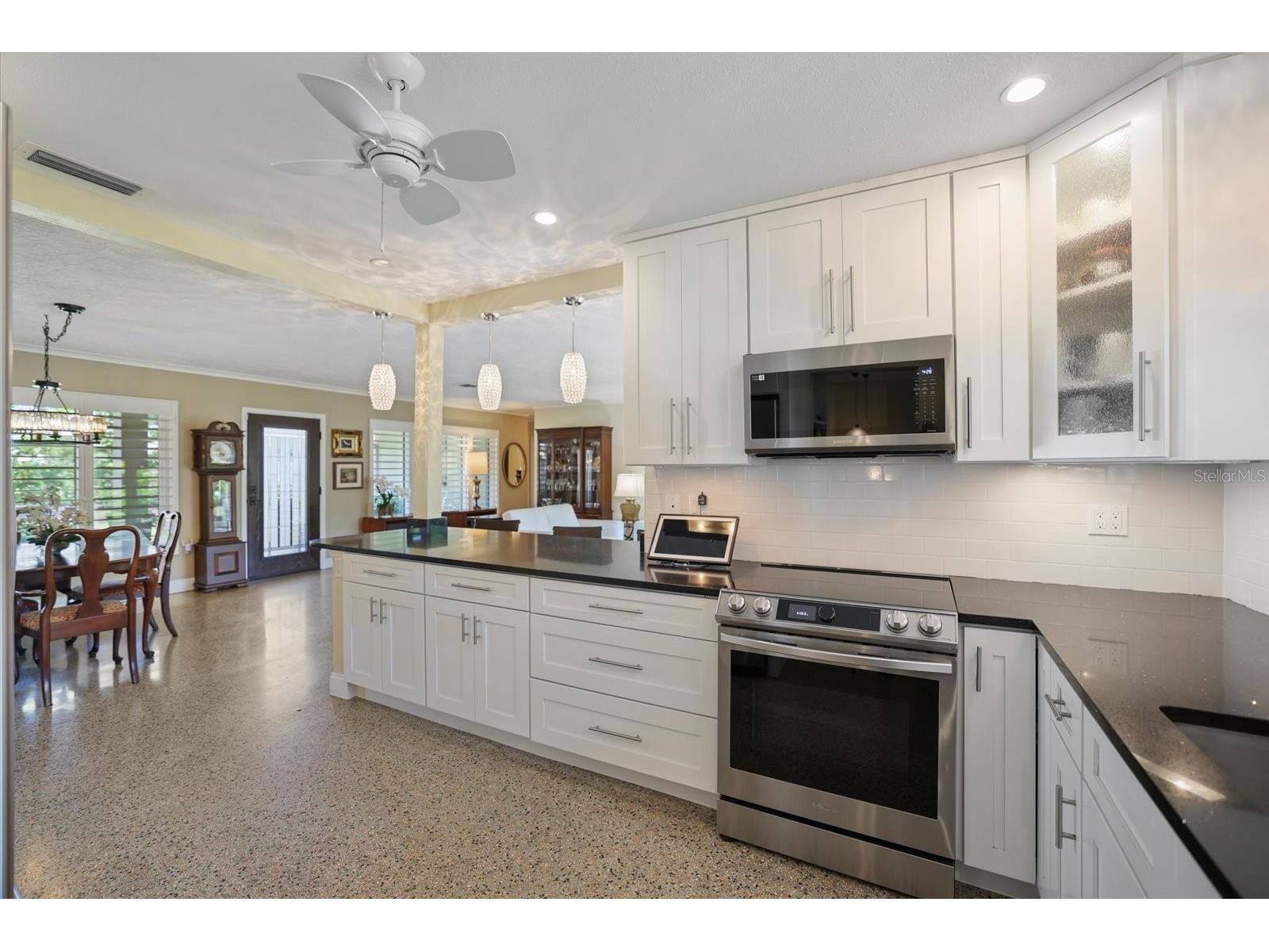 1827 Baywood Drive Sarasota FL 34231 - SARASOTA BAY A4697757 image6