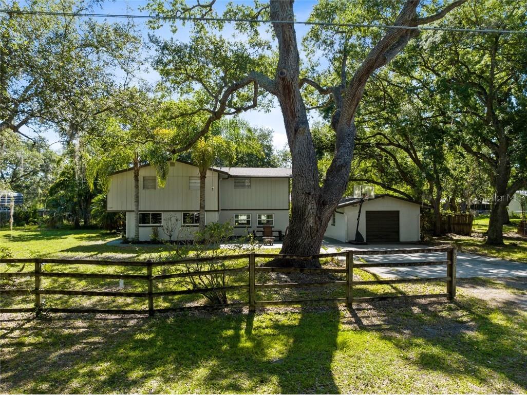 1827 Bonnie Drive Saint Cloud FL 34771 - Trout Lake O6108457 image1