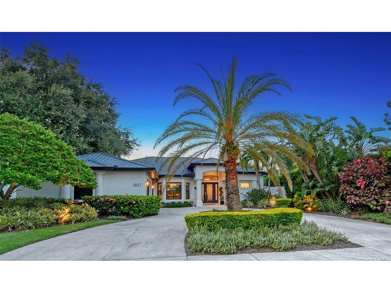 1827 Grove Street Sarasota FL 34239 A4622547 image1