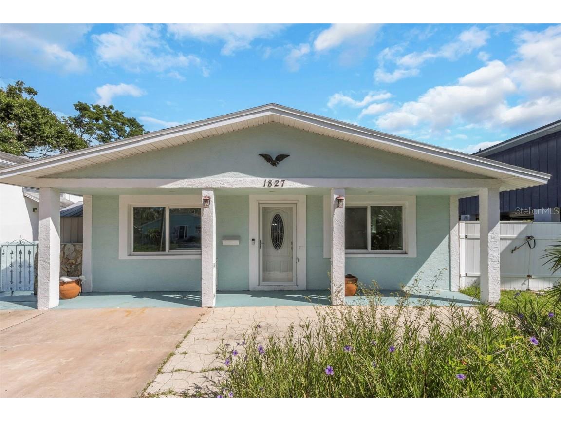 1827 Montana Avenue NE Saint Petersburg FL 33703 TB8417938 image1