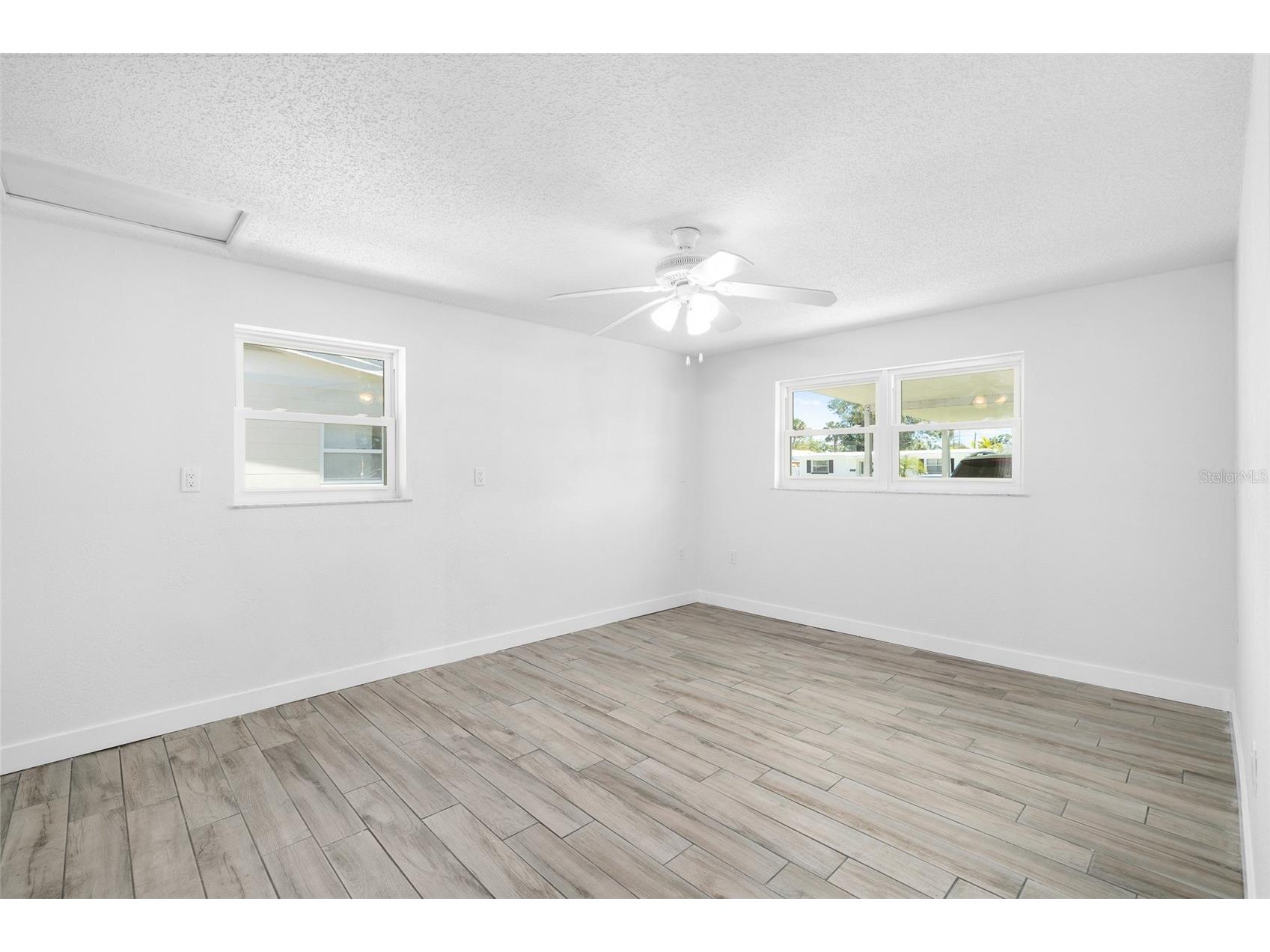 1827 Nevada Avenue NE Saint Petersburg FL 33703 A4682789 image13