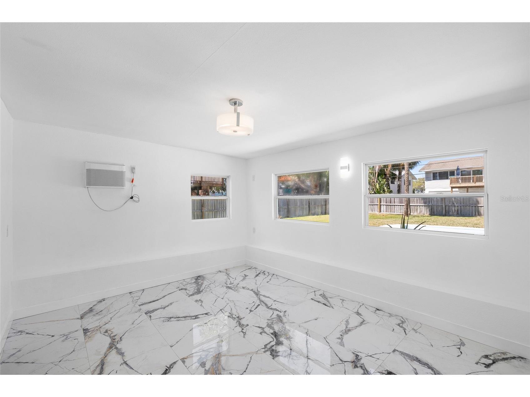 1827 Nevada Avenue NE Saint Petersburg FL 33703 A4682789 image23