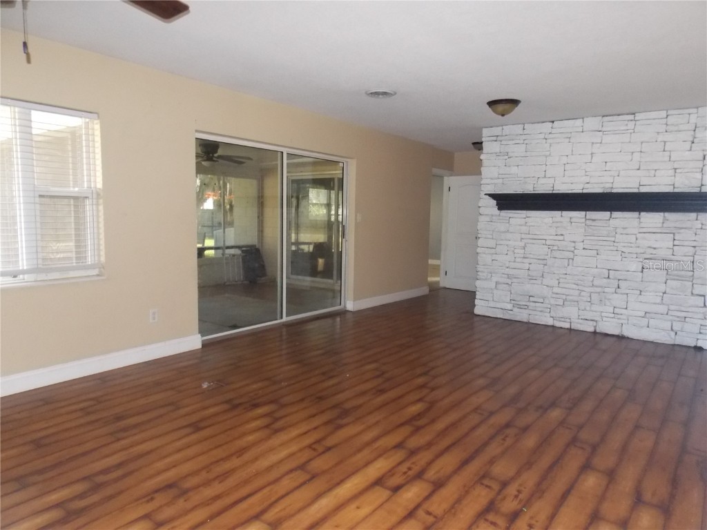 1827 SE 7th Avenue Ocala FL 34471 OM715257 image6