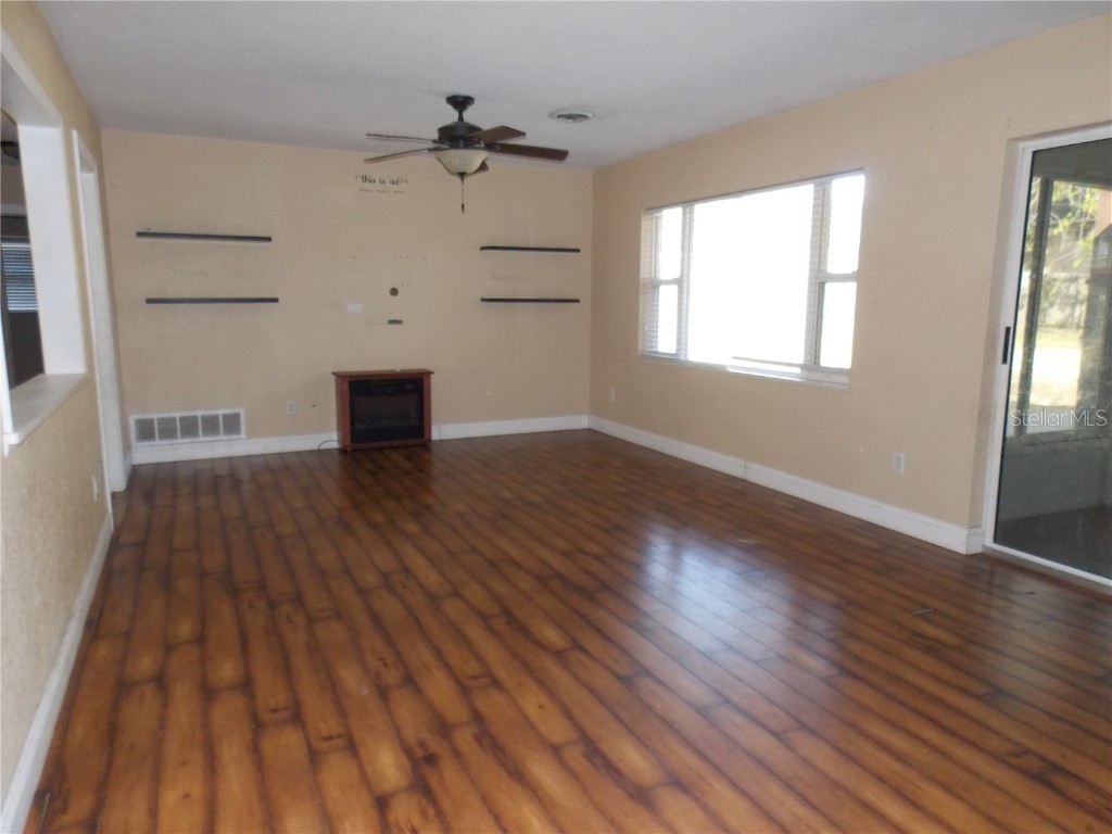 1827 SE 7th Avenue Ocala FL 34471 OM715257 image8